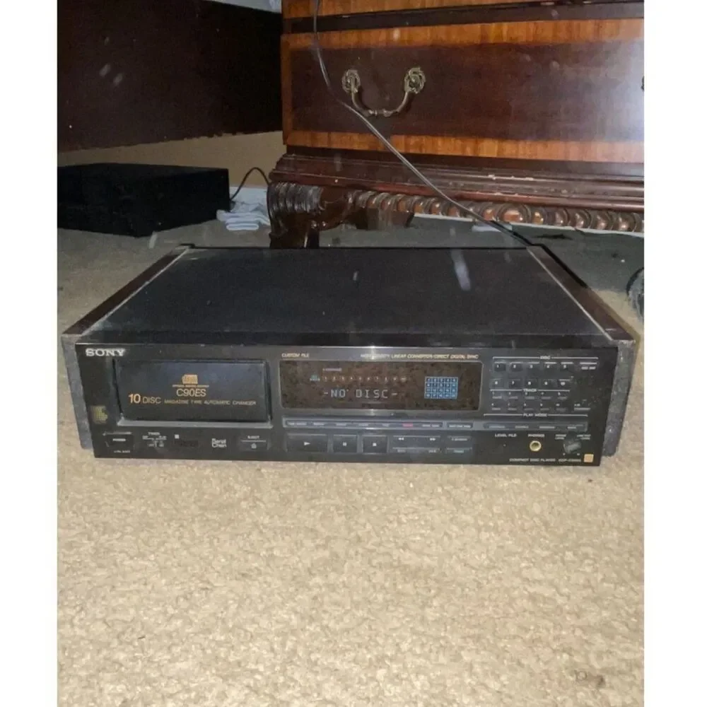 Sony CDP-C90ES 10-Disc CD Changer Audiophile ES Series - Powers On / No Magazine